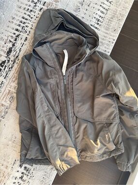 Lululemon light weight jacket